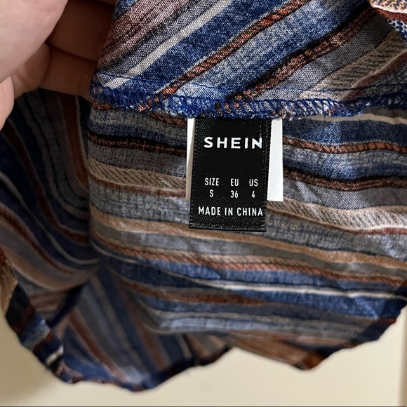 (✨3 for $15) Striped Halter Top - Picture 6 of 6